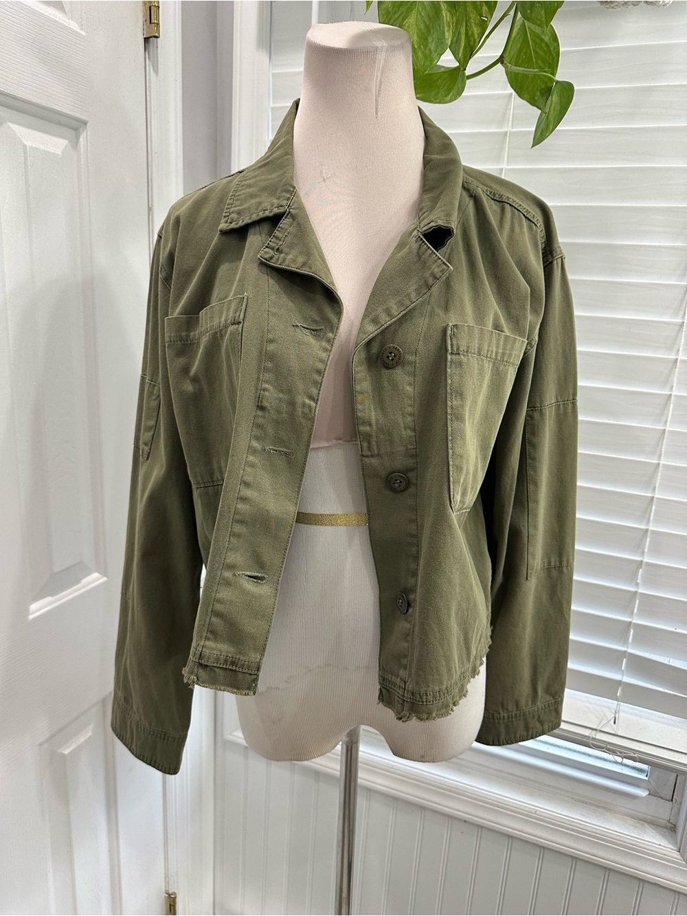 Sanctuary Olive Green Cropped Utility Jacket